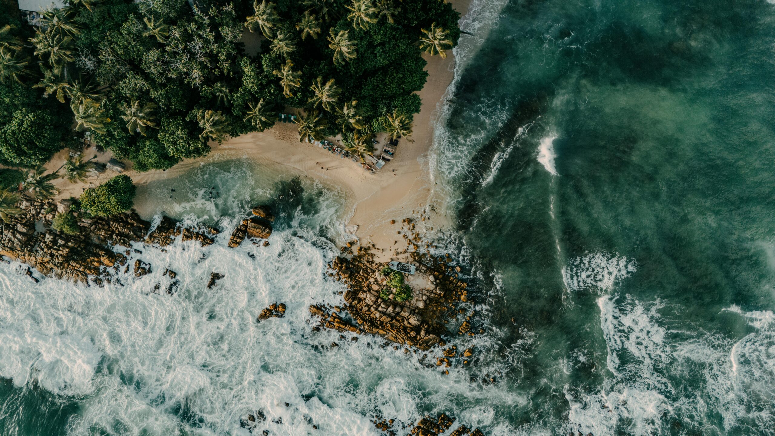 2. Sri Lanka Beaches & Wildlife Escape – 10-Day Tropical Getaway
